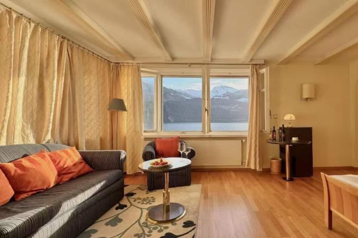 Deluxe Double Room, Lake View