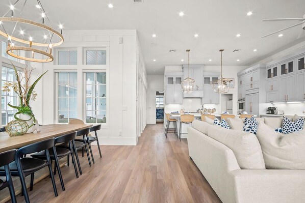 House (5 Bedrooms) | Interior - Good Day Sunshine 217 SOU (Port Aransas)