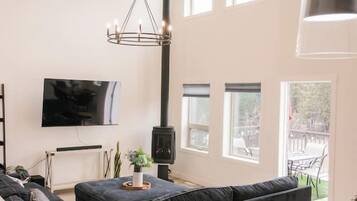 Smart TV, fireplace, video games, stereo