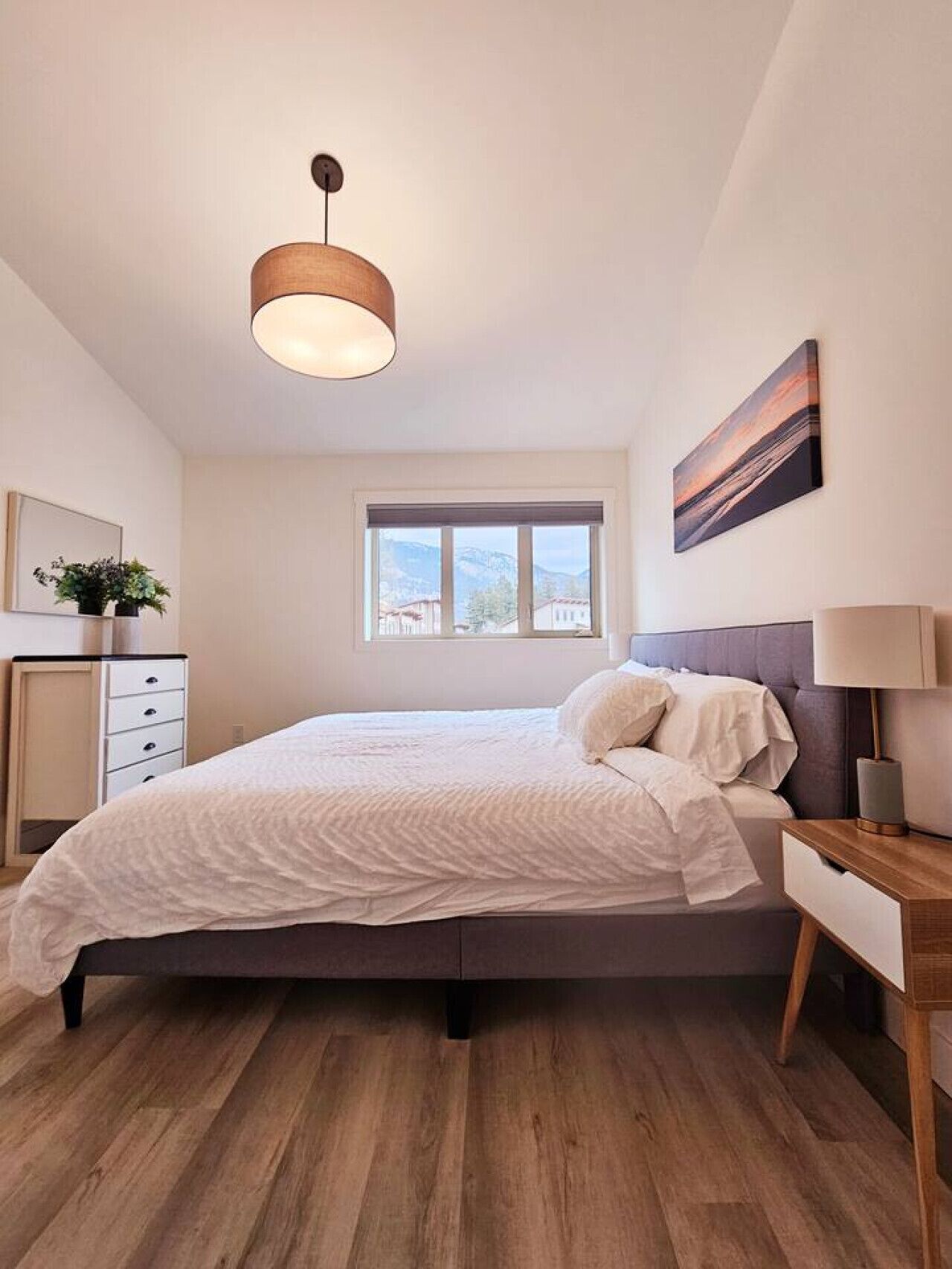 3 bedrooms, iron/ironing board, travel crib, WiFi