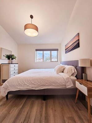 3 quartos, ferros/tábuas de passar roupa, berço de viagem, Wi-Fi