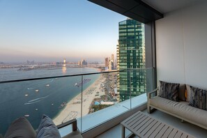 Apartment, Smoking | 3 bedrooms - Elegant Address JBR 3BR w Beach Accesss (Dubai)