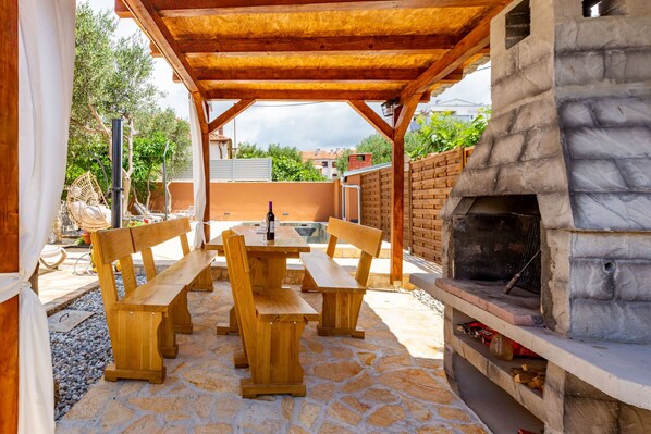 Apartment (Two Bedroom Apartment with Balcony (o) | Grill-/Picknickplatz