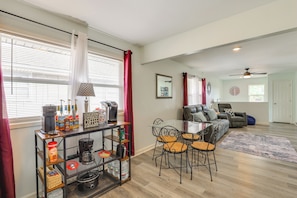 Interior - 'McBride Cul-De-Sac' Quiet Apt for Extended Stays (Sugar Creek)