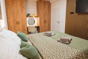 2 slaapkamers, reisbedje, gratis wifi, beddengoed