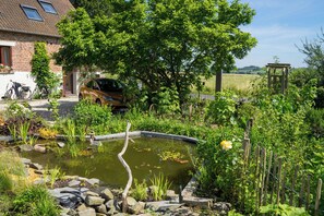 Property grounds - Gîte de la Ferme du Semeur - Zaaiershof, Lessines. (Lessines)