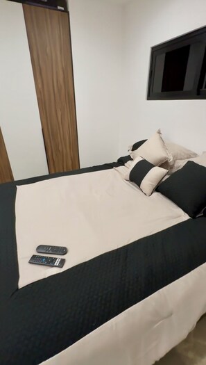 1 Schlafzimmer, Bügeleisen/Bügelbrett, kostenloses WLAN, Bettwäsche
