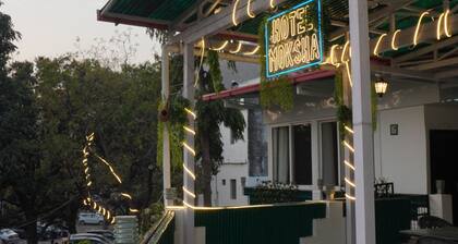 Hotel Moksha
