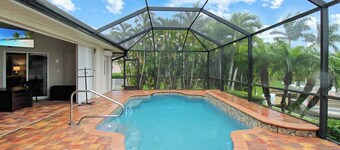 4BR waterfront home with saltwater pool in Punta Gorda - Fishtail