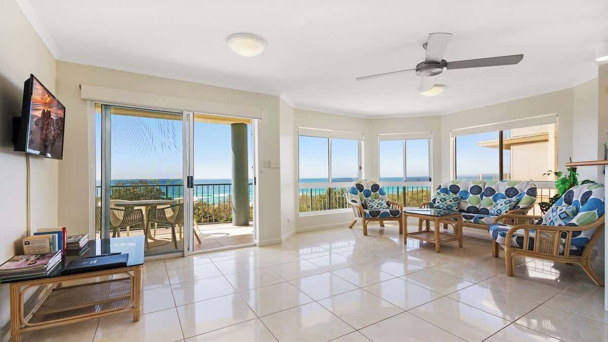 TV, offices