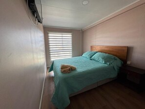 Chambre Confort double | Literie hypoallergénique, décor unique, ameublement unique