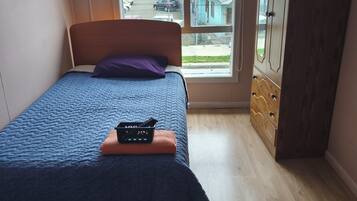 CONDOR | Hypo-allergenic bedding, individually decorated, individually furnished