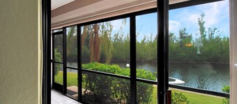 Gorgeous 2 BR / 2 BA waterfront condo in Punta Gorda - The River's End