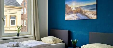 3 bedrooms, WiFi, bed sheets