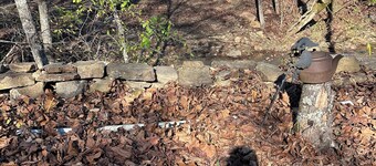 3 bedroom cabin in Combs AR Mill Creek Rd .Closest rental to the Trailhead.