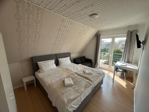 Rendsburgerstraße 161 - 4 bedrooms with parking space