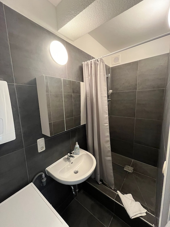 Hair dryer, towels