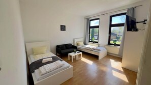 2 bedrooms, WiFi, bed sheets