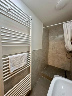 Secadora de cabello y toallas 