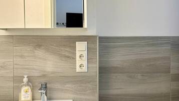 Haartrockner, Handtücher