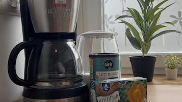 Kaffee und/oder Kaffeemaschine