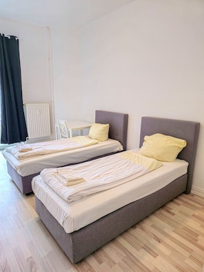 3 bedrooms, WiFi, bed sheets