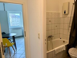 Hair dryer, towels - Hansaring 11 W3 - 3 bedrooms (Neumünster)