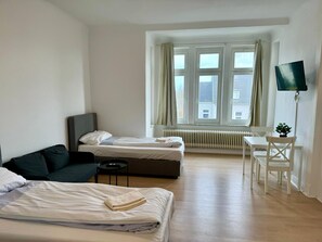 3 bedrooms, WiFi, bed sheets
