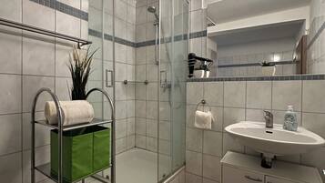 Haartrockner, Handtücher