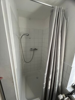 Haartrockner, Handtücher