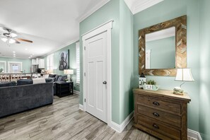 Smart TV, foosball, table tennis - Sunset Nirvana • Pet Friendly! • Private Home (Panama City Beach)