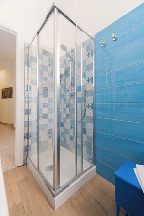 Comfort appartement, uitzicht op de stad | Badkamer
