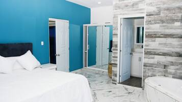 8 bedrooms, in-room safe, iron/ironing board, free WiFi