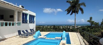 Live the Dream – Luxury Villa with Pool & Breathtaking Views!