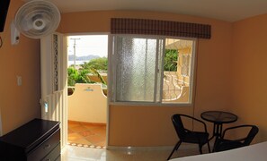 Superior Room, Non Smoking, Private Bathroom | Blackout drapes, iron/ironing board, bed sheets - Hotel Casa Dmer  (Taganga)