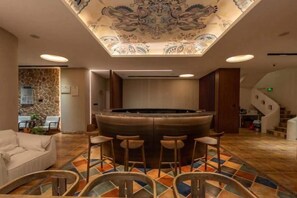 Unclassified image, 4 of 11, button - Tingshan Inn (Dali City)
