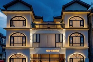 未分类图片，第 2 张，共 11 张，按钮