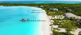 *NEW* BluWakes #1 5BR Beachfront Villa/Pool/Luxury