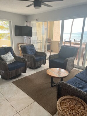 Smart TV - Island Dream Getaway (Christiansted)