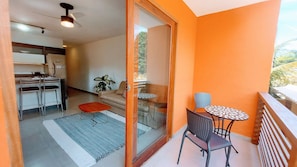 Interior - Mamanguá - Apto with pool, 50mt From the beach, kitchen, BBQ, ar con, WiFi, netflix, garage (Paraty)