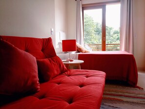 3 chambres, accès à Internet, literie fournie