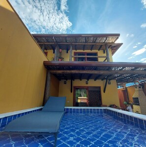Pool - 4 en-suites,pool, BBQ, beach front, 14 people, 1.3km from old center (Paraty)
