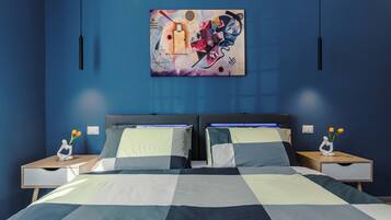 2 Schlafzimmer, Zimmersafe, Schreibtisch, Bügeleisen/Bügelbrett