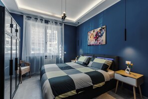 2 chambres, coffres-forts dans les chambres, bureau