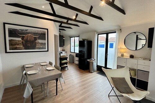 Atypical House with Garden and Brazier - Ideal for your Holidays!