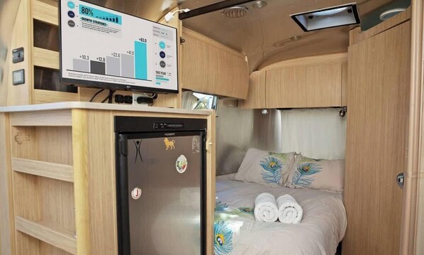 7 Schlafzimmer, Schreibtisch, Bügeleisen/Bügelbrett, WLAN