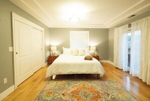 3 habitaciones, tabla de planchar con plancha, cuna de viaje y wifi 