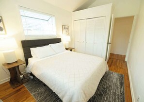 5 Schlafzimmer, Bügeleisen/Bügelbrett, Reisekinderbett, WLAN