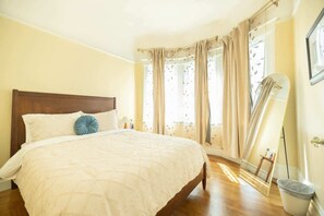 3 bedrooms, iron/ironing board, travel cot, WiFi