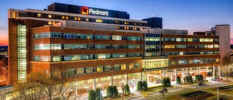 المنشأة من الخارج